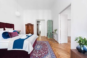 Cracovian Home - LoftAffair