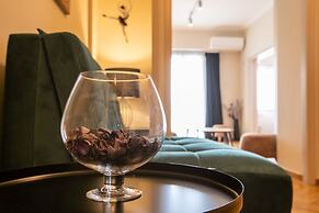 Luxurious 5 bedroom-3 bathroom Apartment 2- Athens