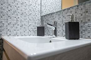 Luxurious 5 bedroom-3 bathroom Apartment 2- Athens