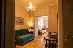 Luxurious 5 bedroom-3 bathroom Apartment 2- Athens