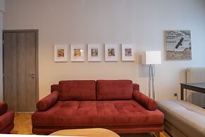 Luxurious 5 bedroom-3 bathroom Apartment 2- Athens