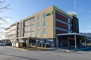 Home2 Suites by Hilton Atlanta Airport West