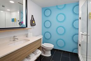 TRU BY Hilton Sharonville