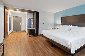 TRU BY Hilton Sharonville