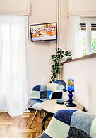 Elegant and renovated flat in Dafni