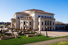 Hotel Carmichael, Autograph Collection