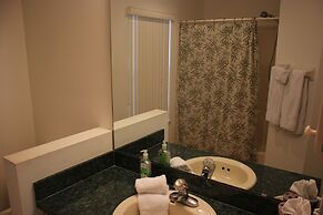 Relax And Enjoy The Sunny Florida In Valk 3 Bedroom Home by RedAwning