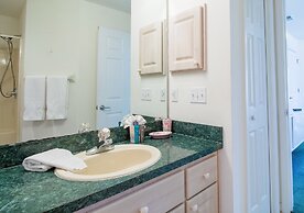 Relax And Enjoy The Sunny Florida In Valk 3 Bedroom Home by RedAwning