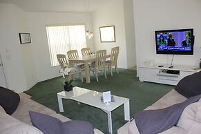 Relax And Enjoy The Sunny Florida In Valk 3 Bedroom Home by RedAwning