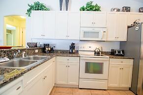 Stylish Pool Close To Withlacoochee Bike Trail 3 Bedroom Home by RedAw