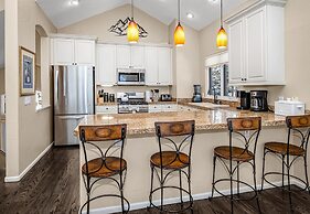 5025 Main Gore Place 4 Bedroom Condo by RedAwning