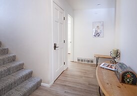 5025 Main Gore Place 4 Bedroom Condo by RedAwning