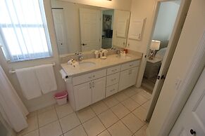 Little Peace Of Paradise At Willow Wood 3 Bedroom Home by RedAwning