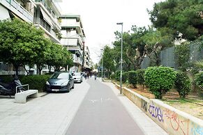 Spacious 3-Bedroom Apartment Near the Train