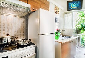 Stylish Apt Next To Thiseio & Keramikos