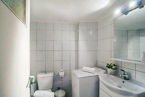 Stylish Apt Next To Thiseio & Keramikos