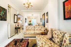 Stylish Apt Next To Thiseio & Keramikos