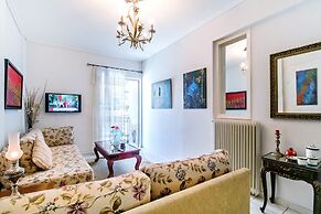 Stylish Apt Next To Thiseio & Keramikos