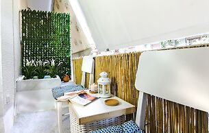 Charming 2 bdr apt next to Piraeus port