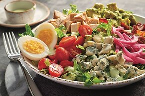 Courtyard by Marriott Portland East