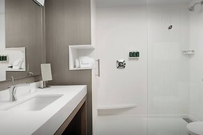 Courtyard by Marriott Portland East