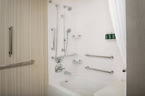 Courtyard by Marriott Portland East