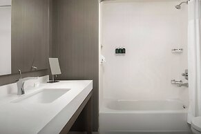 Courtyard by Marriott Portland East