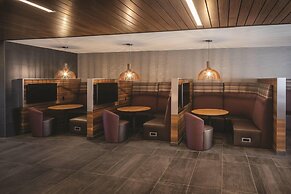 Courtyard by Marriott Portland East