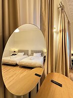 Castellano Hotel & Suites