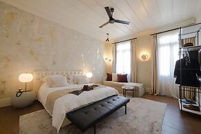 Castellano Hotel & Suites