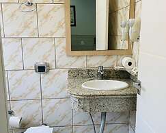 Dona Adélia Hotel e Restaurante