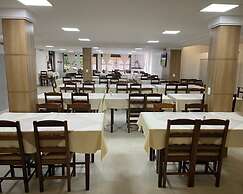 Dona Adélia Hotel e Restaurante