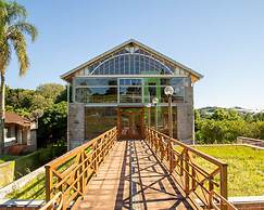 Dona Adélia Hotel e Restaurante