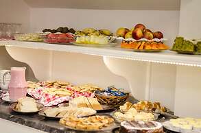 Dona Adélia Hotel e Restaurante