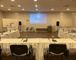 Dona Adélia Hotel e Restaurante