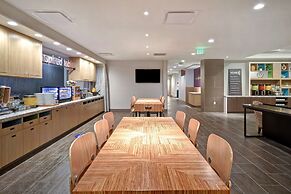 Home2 Suites by Hilton Eau Claire South