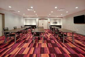 Home2 Suites by Hilton Eau Claire South