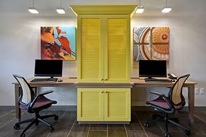 Home2 Suites by Hilton Eau Claire South