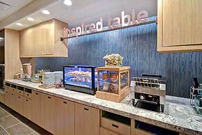 Home2 Suites by Hilton Eau Claire South