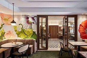 Hilton Melbourne Little Queen Street