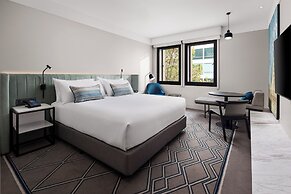 Hilton Melbourne Little Queen Street