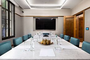 Hilton Melbourne Little Queen Street