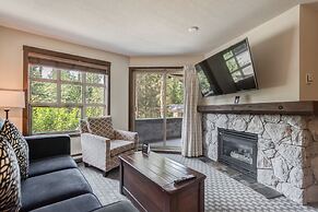 Blackcomb Springs Suites by CLIQUE