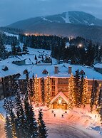 Blackcomb Springs Suites by CLIQUE