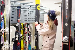 Blackcomb Springs Suites by CLIQUE