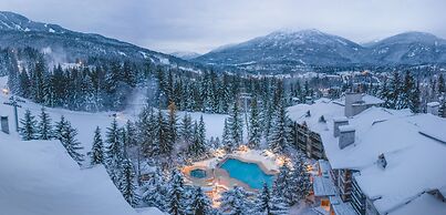 Blackcomb Springs Suites by CLIQUE