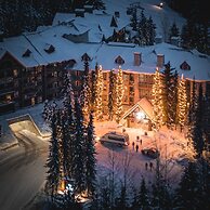 Blackcomb Springs Suites by CLIQUE