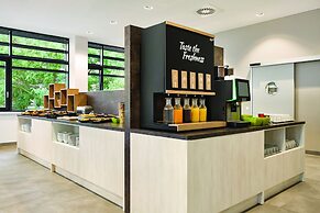 Super 8 by Wyndham Koblenz