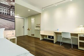 Super 8 by Wyndham Koblenz