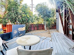 Ground Floor In Venice Near The Beach 3 Bedroom Home by RedAwning